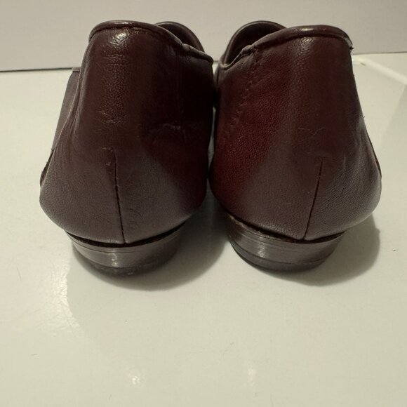 Unisa Womans Burgundy Slip-On Round Toe Leather Made in Italy Shoes 5.5B Preppy - Picture 5 of 9